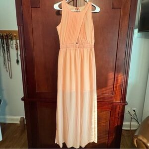 The Hanger Elegant light Peach Sleeveless Maxi Dress Goddess Style Size Medium